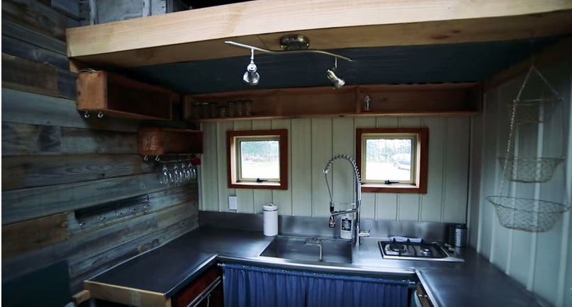 Tiny Home Built With 80% Recycled Materials