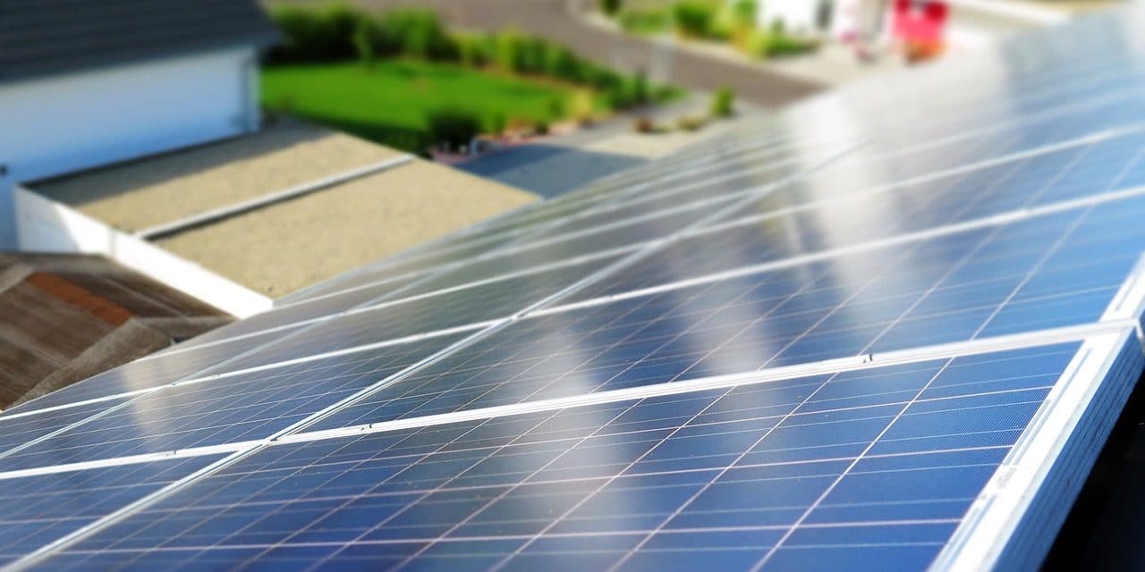 Should You Buy or Lease Your Solar Panel System?