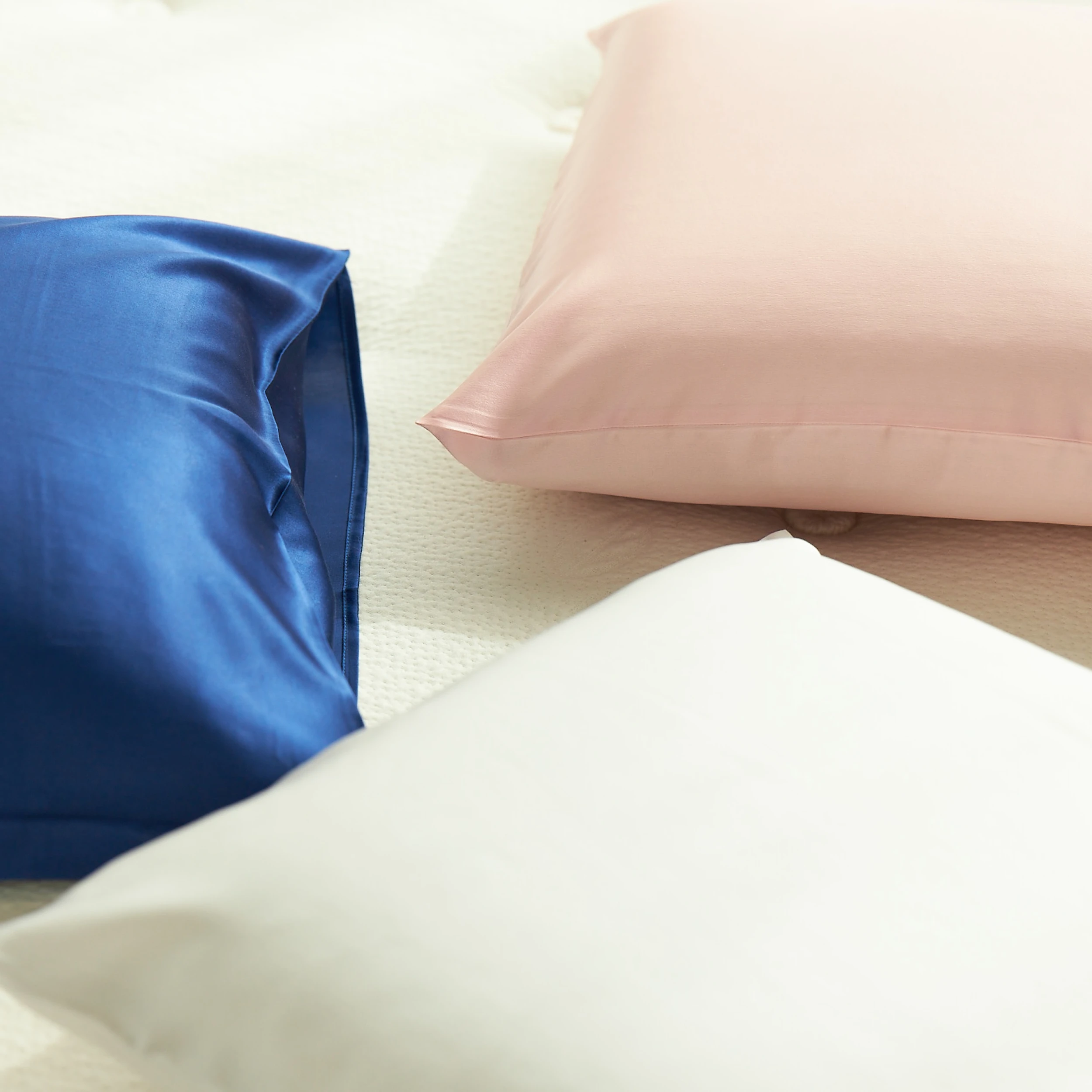 22-momme mulberry silk pillowcases